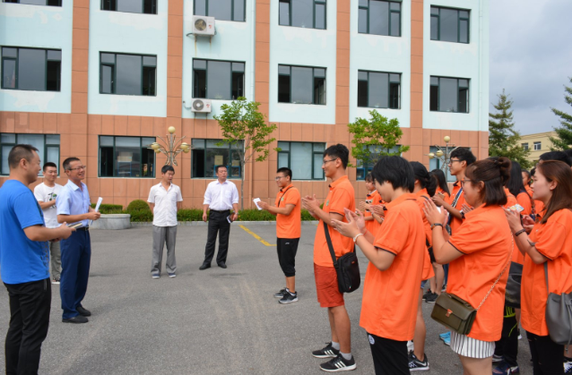 丹東籍大學生參觀百特儀器 莘莘學子期盼回鄉(xiāng)建功立業(yè)